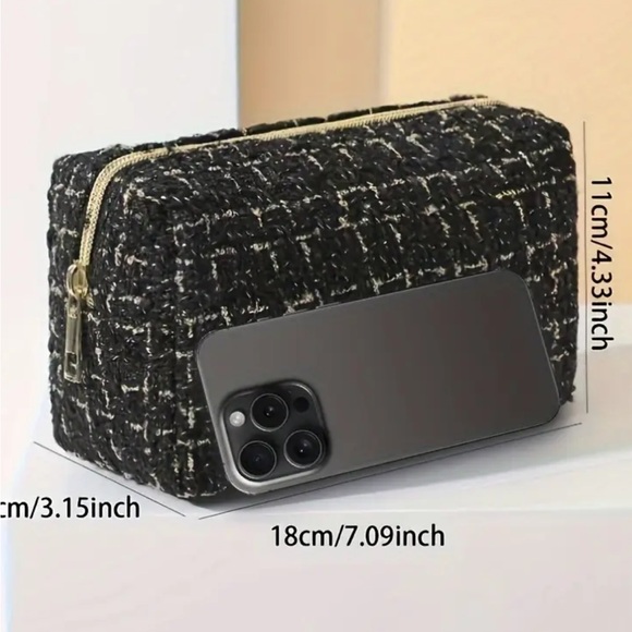 NIP BLACK GOLD TWEED DESIGNER INSPIRED COSMETICS TRAVEL BAG - Picture 4 of 6